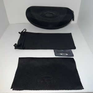 Oakley HolBrook Prizm Sapphire Polarized Lenses with Black Matte frame size XL